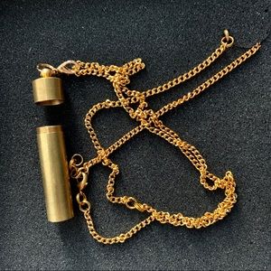 Cornelia Webb layering gold pendant long necklace